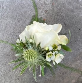 White rose mixed buttonhole